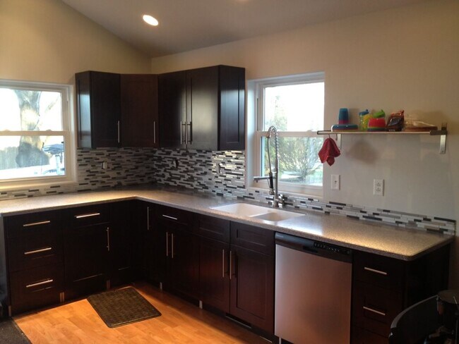 Building Photo - Private Country Oasis Minutes from Southbe...
