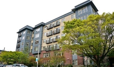 Building Photo - 1620 Belmont Ave