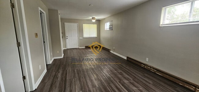 Building Photo - Renovated 1 Bedroom at Campbell Apartments Near Downtown Available Now!