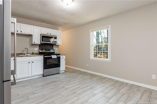 Foto del edificio - 2243 Delta Dr