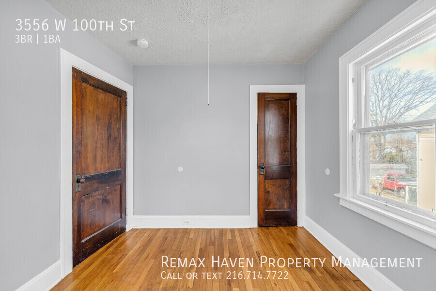 Foto principal - 3556 W 100th St