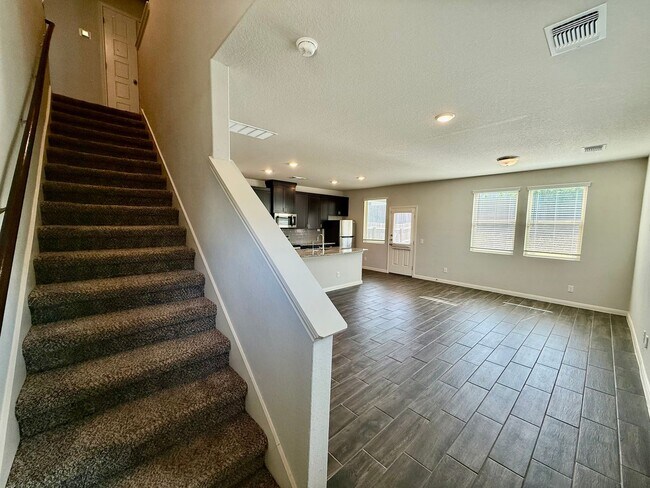 Building Photo - 119 Joseph Cir