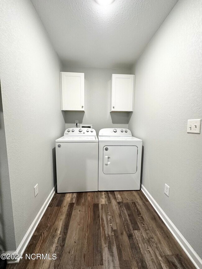 Building Photo - 118 Nugget Trl