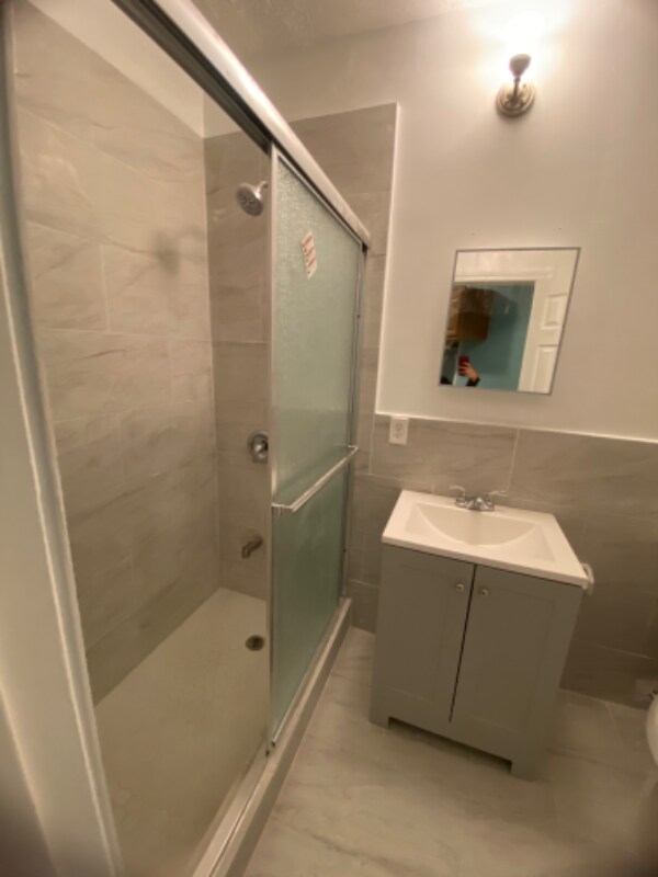 Foto del edificio - 1801 Cross Bronx Expy