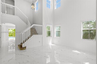 Building Photo - 16001 SW 43rd Terrace