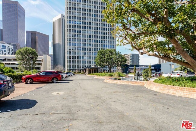 Foto del edificio - 800 W 1st St