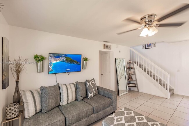 Foto del edificio - 1420 Dandelion Ln