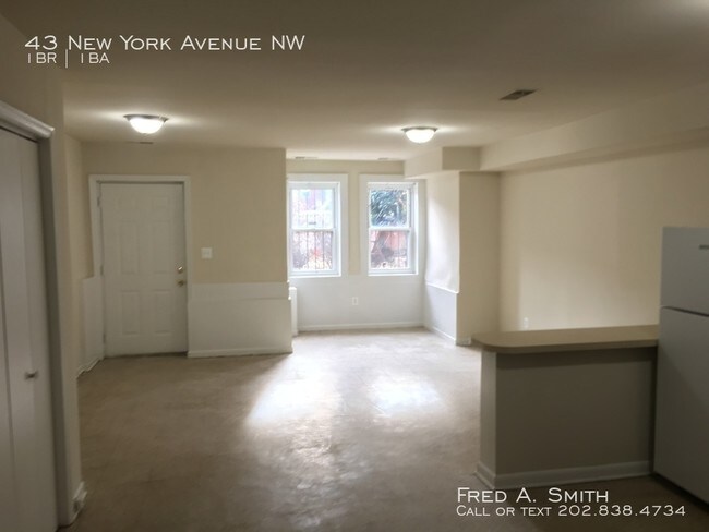 Foto del edificio - 43 New York Ave NW