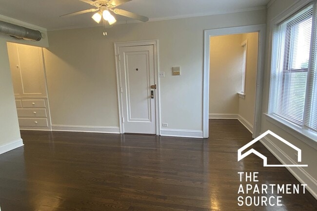 Photo - 1253 W Henderson St Apartment