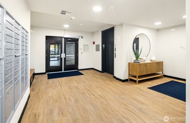 Foto del edificio - 6901 NE 184th Ln