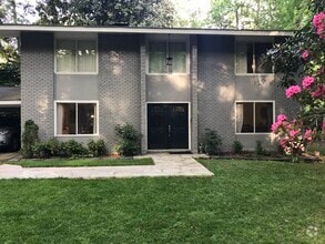 Building Photo - 4889 Lake Forrest Dr