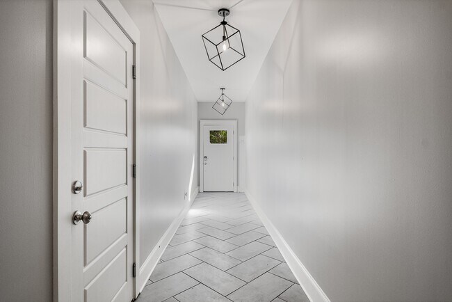 Foto del edificio - 4604A Michigan Ave