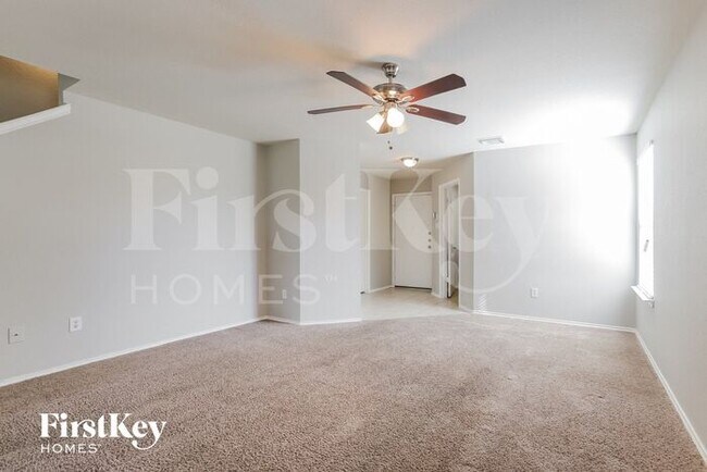 Foto del edificio - 21035 Emery Mills Ln