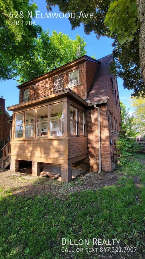 Building Photo - 628 N Elmwood Ave