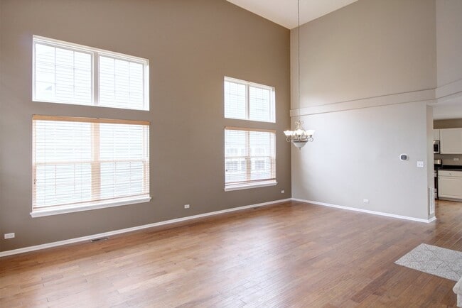 Building Photo - 1772 Ellington Dr