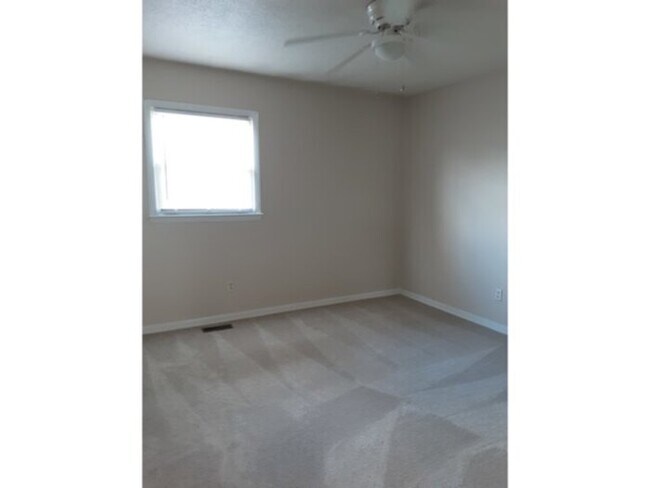 Building Photo - 2672 Wingate Rd