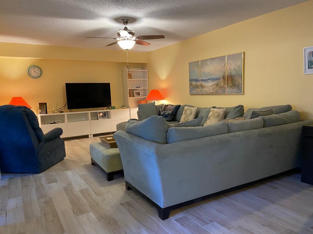 Foto principal - 8010 80th Way