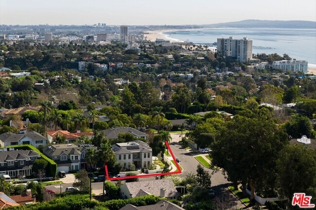 Building Photo - 500 Ocampo Dr