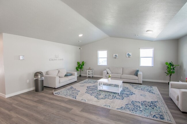 Building Photo - 7487 Geraint St