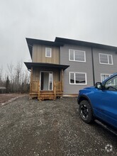Building Photo - 156 Teaberry Ave