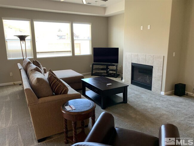 Building Photo - 2176 Gazala Ln