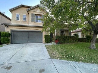 Building Photo - 4176 Lake Cir Dr