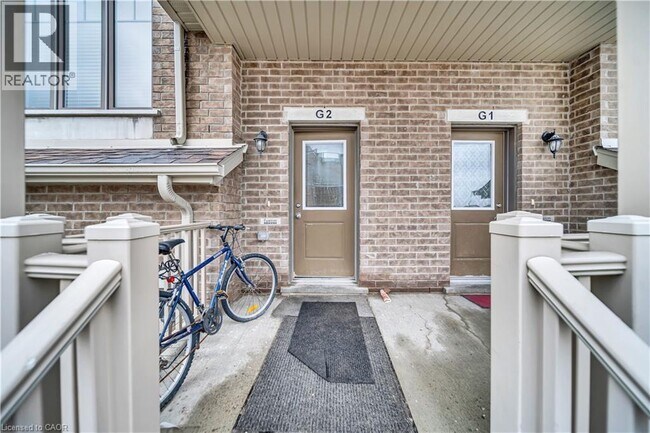 Photo du bâtiment - 70 Willowrun Dr