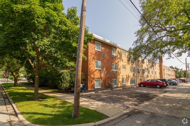 Garden House Rentals - Skokie, IL | Apartments.com Garden House Rentals - Skokie, IL | Apartments.com