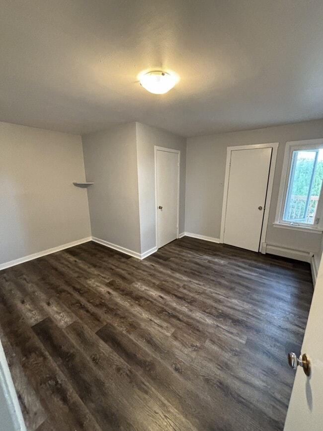 Building Photo - 59 Hillside Ave