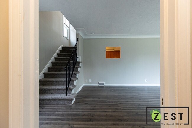 Foto del edificio - - BEAUTIFUL 3-BEDROOM 1 BATHROOM  April 11th 2-2:30 pm!