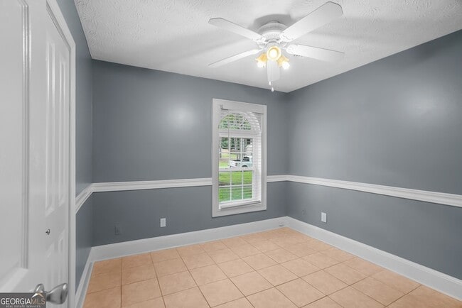 Foto del edificio - 217 Wynnmeade Pkwy