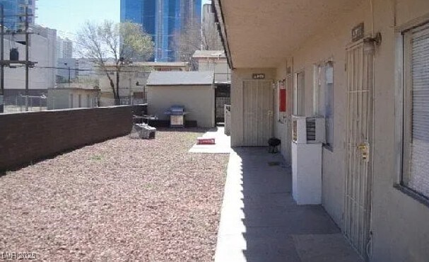Foto del edificio - 239 W Cleveland Ave