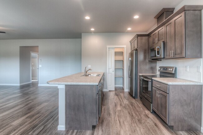 Foto del edificio - Ahtanum Crossing 2504