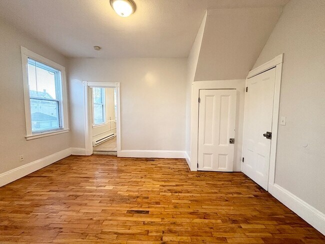 Foto del edificio - 92 Main St