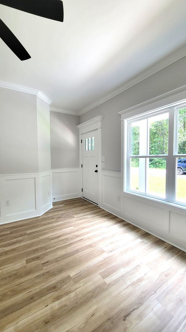 Foto del edificio - Available Soon!