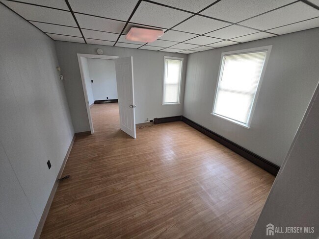 Foto del edificio - 138 Hamilton Blvd