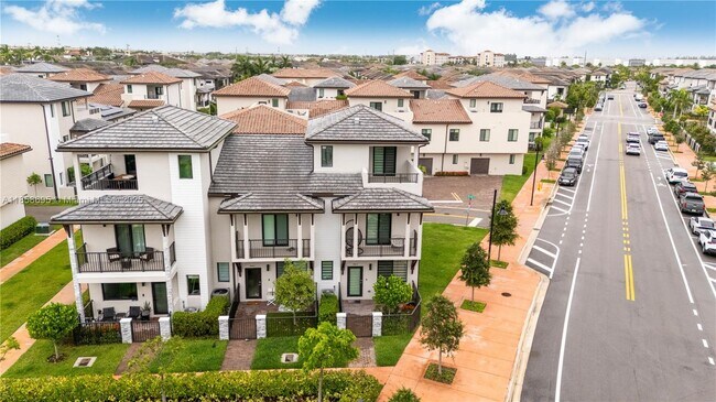 Foto del edificio - 4413 NW 83rd Path