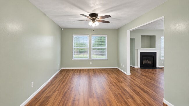 Building Photo - 5456 Bulls Bay Dr