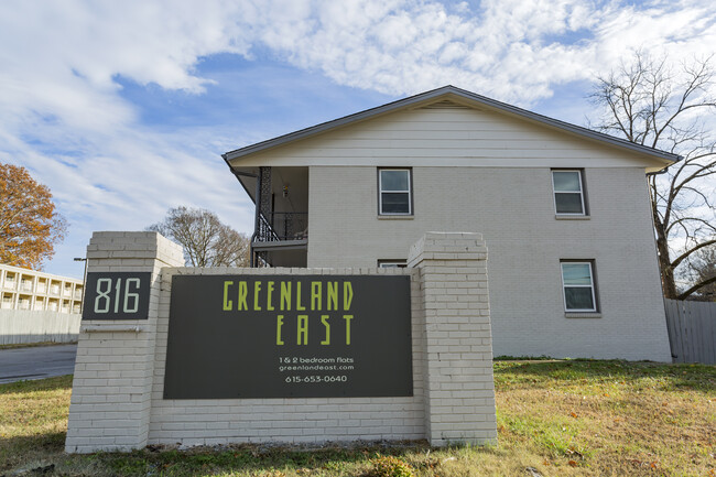 Building Photo - 816 Greenland Dr