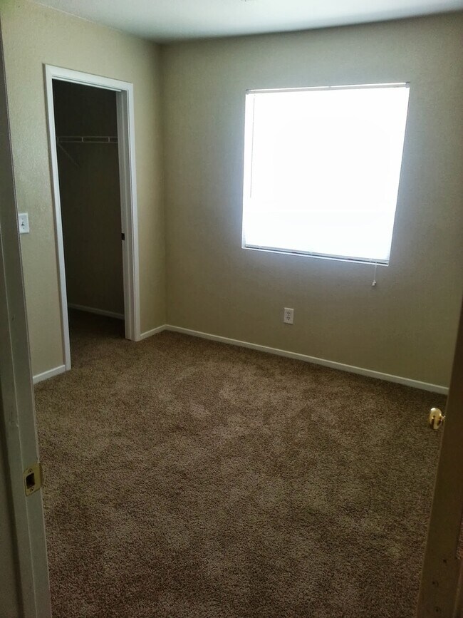 Foto del edificio - Charming 3 Bedroom 2 Bathroom Home!!