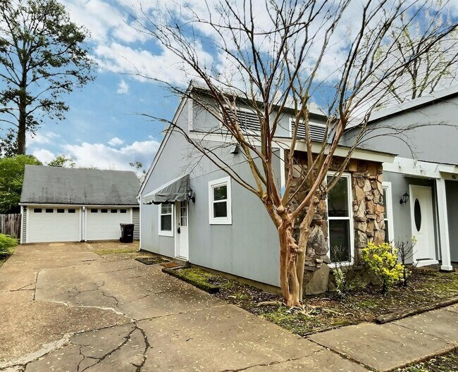 Building Photo - 936 Barbara Lynn Dr