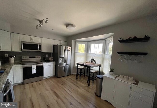 Building Photo - 5339 Tarkington Pl