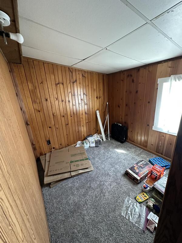 Building Photo - 211 Brush Ave