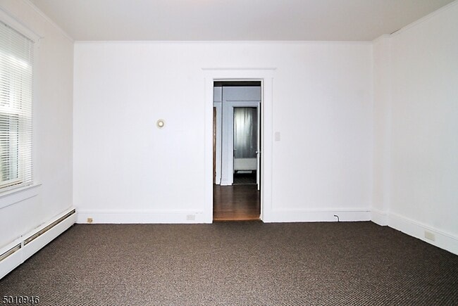 Building Photo - 70 2nd Ave
