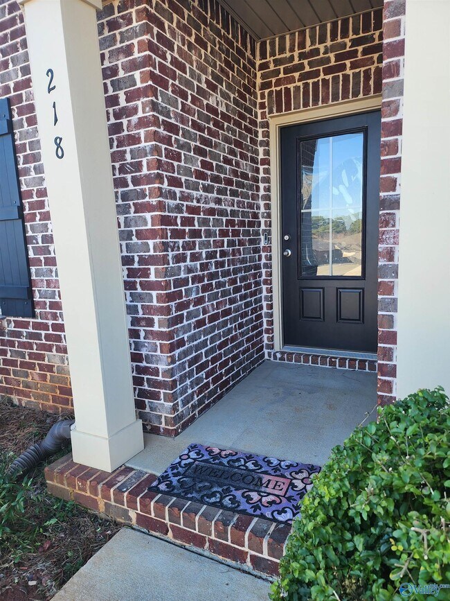 Foto del edificio - 218 Dinner Tree Sq