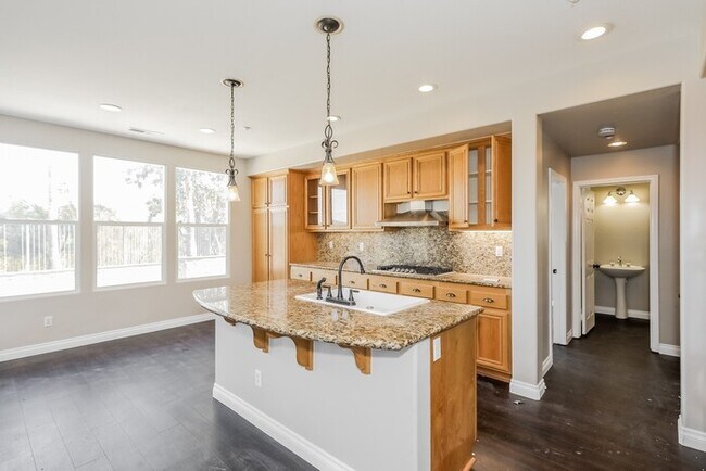 Foto del edificio - Beautiful Home Ready for Move-In