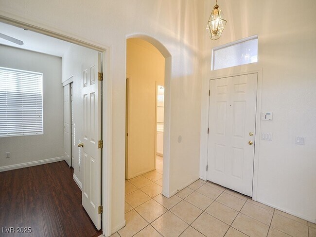Foto del edificio - 10325 Whispy Willow Way