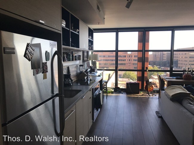 Foto del edificio - 807 V St NW