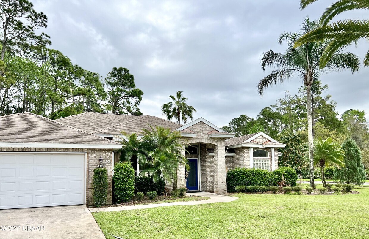 Foto principal - 75 Creek Bluff Way