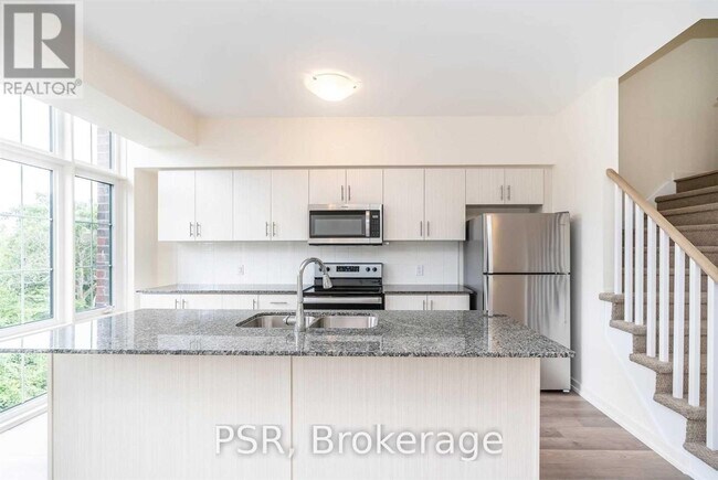 Photo du bâtiment - 18 Whitaker Wy